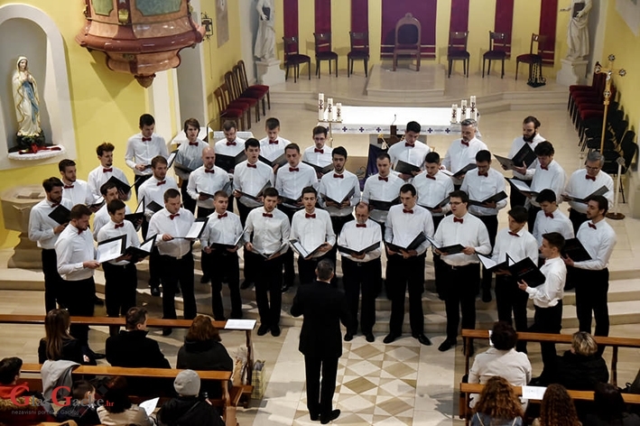 Koncert Akademskoga muškog zbora FER-a