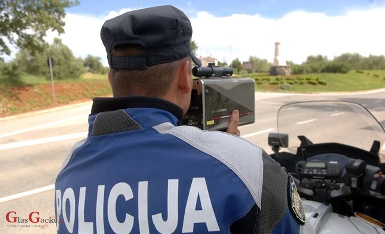 Čuvajte se policije od ponoći do ponoći Čuvajte se policije od ponoći do ponoći