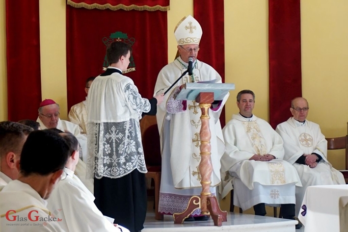Posveta ulja na Veliku srijedu