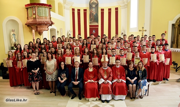 U Gospiću bermano 78 bermanika U Gospiću bermano 78 bermanika
