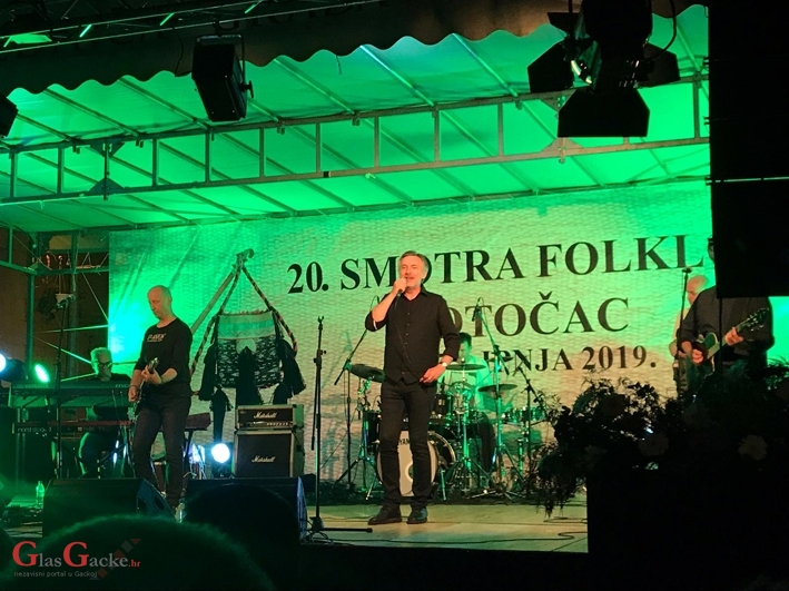 Škoro koncertom pokorio Otočac