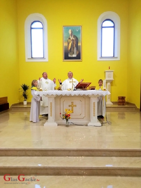 Misa u Donjem Lapcu na Dan neovisnosti Misa u Donjem Lapcu na Dan neovisnosti