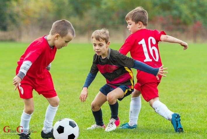 Mlađi pioniri NK Otočac pomeli protivnike Mlađi pioniri NK Otočac pomeli protivnike