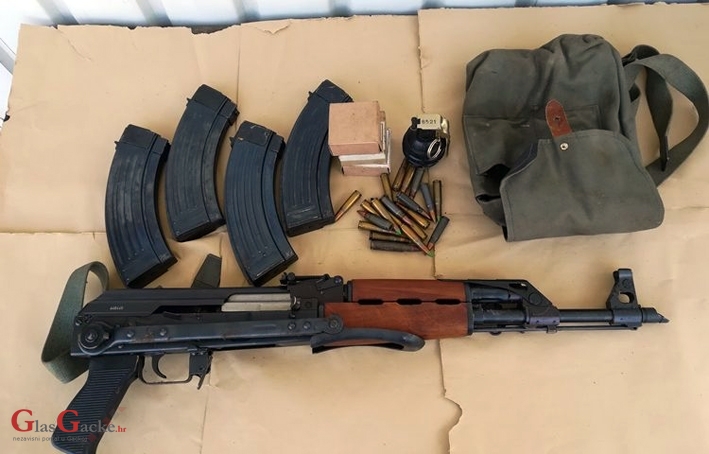 Jedno kazneno, tri prometne, dva narušavanja reda i mira i dragovoljna predaja oružja