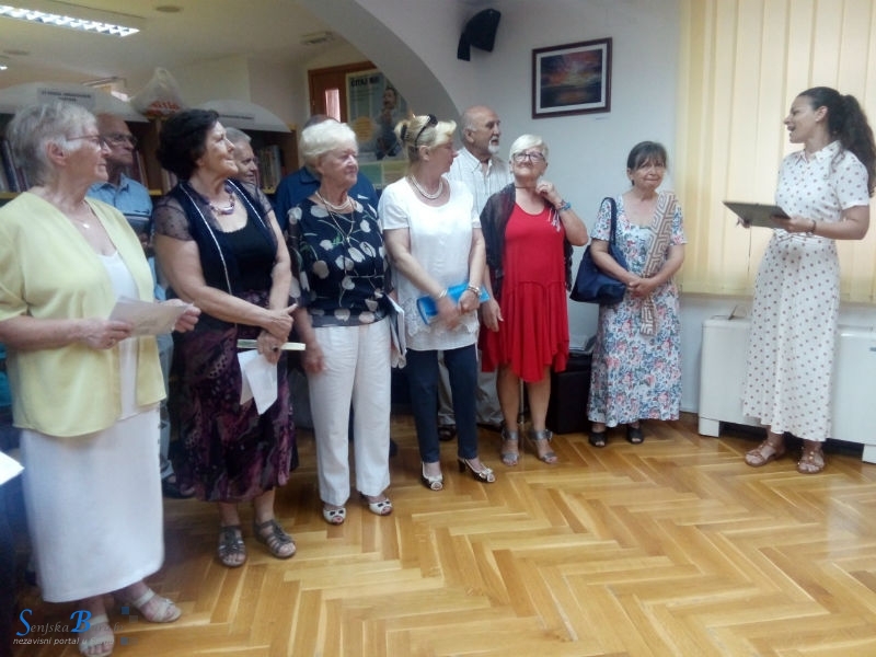Izložba "Boje duše" umjetnice Vukelić otvorena u sklopu Dana maturanata senjske gimnazije