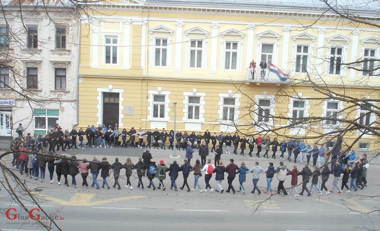 Kolo kakvo do sada u Gackoj viđeno nije
