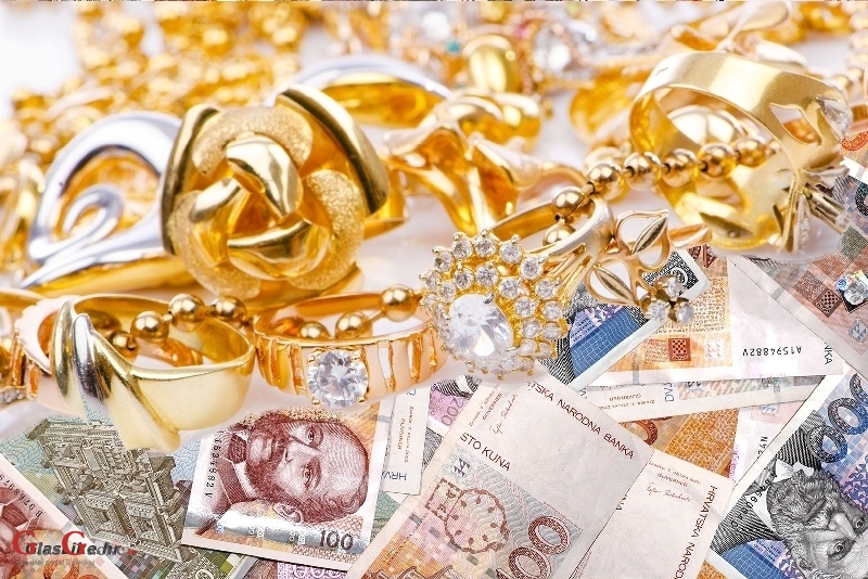 Novac je novac, pa makar i ukraden Novac je novac, pa makar i ukraden