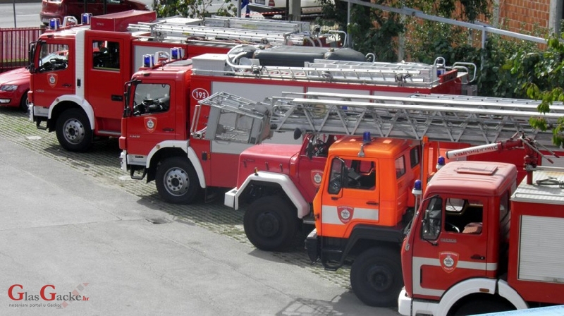 Vatrogasna vozila za Ličko-senjsku županiju Vatrogasna vozila za Ličko-senjsku županiju
