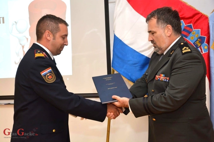 Ostović završio Ratnu školu Ban Josip Jelačić