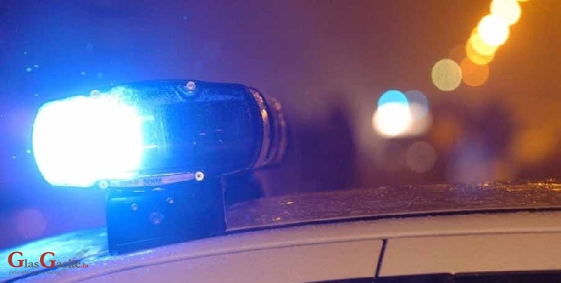 Vozio pijan, bez položenog vozačkog ispita i nije se zaustavio