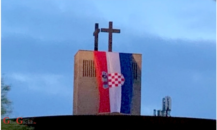 Crveni fašisti škljocaju zubima na sve hrvatsko
