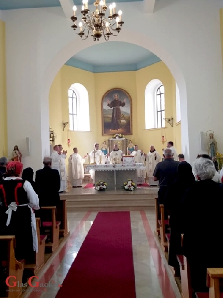 Proslavljen blagdan sv. Franje u Zavalju (BiH)