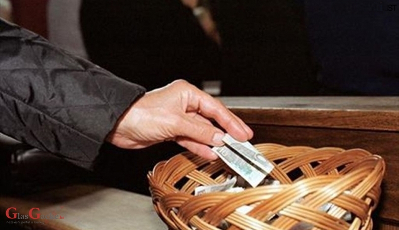 Krao milodare iz crkve