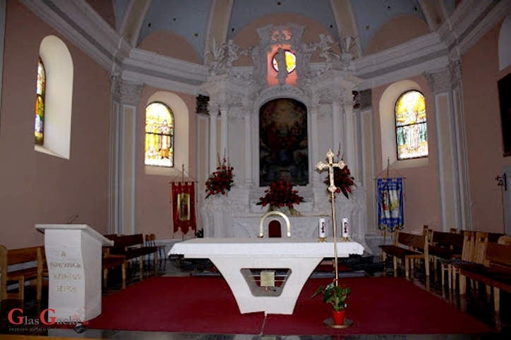 Posebna pravila za crkve na Badnjak i Božić