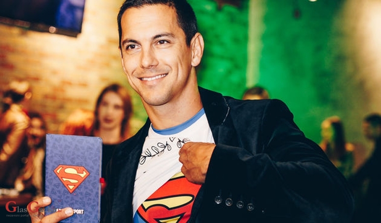 Nije otišao u džamiju ili pravoslavni hram