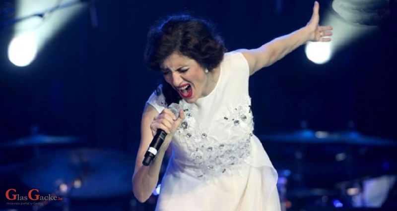 Zašto je nekima (kome?) zasmetao spot pjesme Doris Dragović: Dajem ti srce