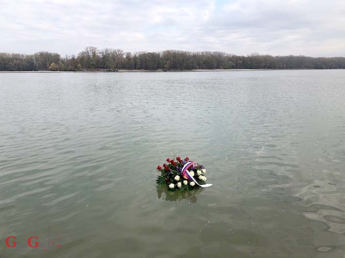 Još nam samo fali da u studenom dođu bacati “venac” u Dunav za one koji su nas ubijali 91. godine