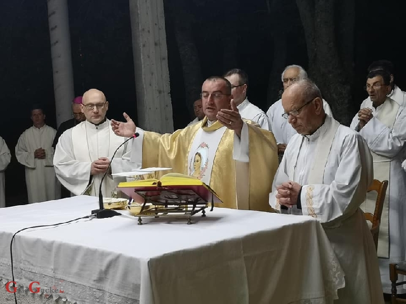 Bdijenje uoči Velike Gospe na Krasnu