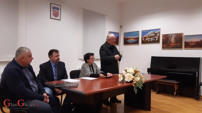 Večer domoljubne poezije u Lovincu 