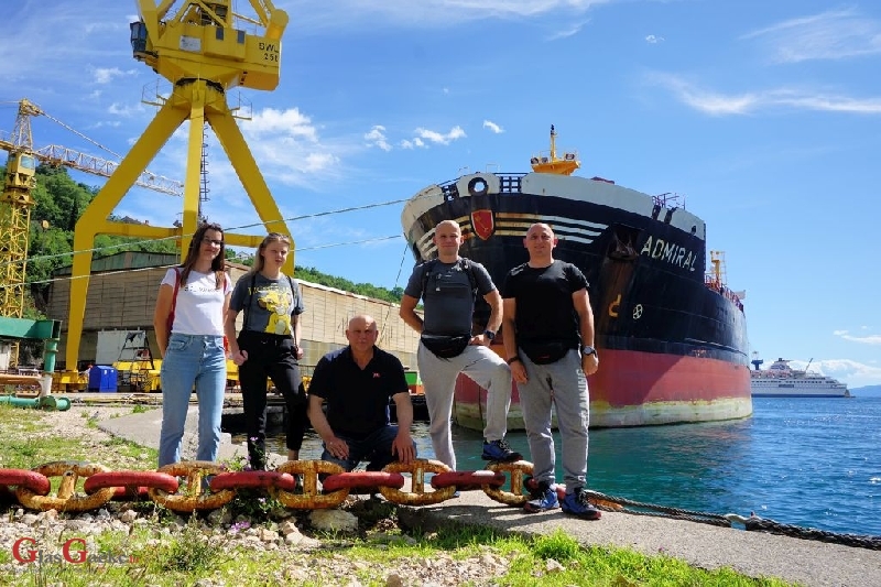 Avanturistički klub Annapurna na vrhu Admirala