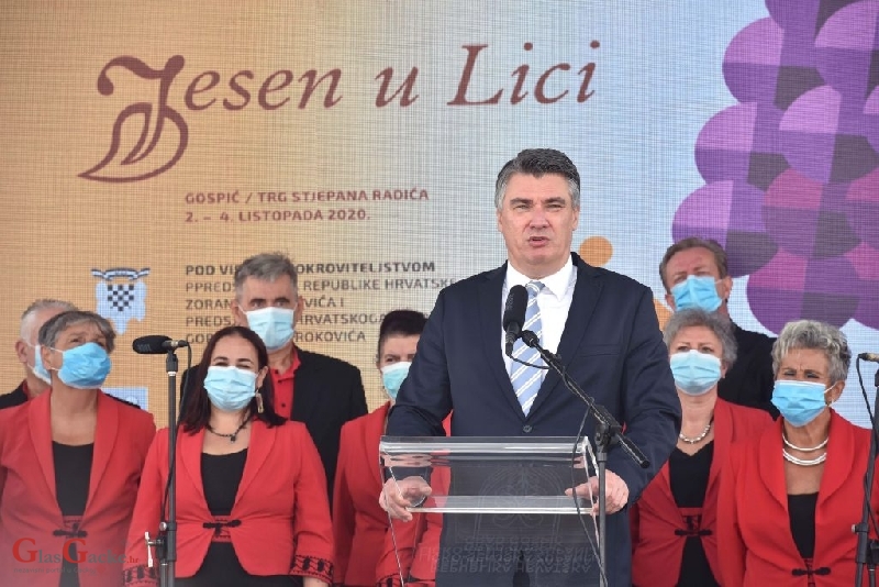 Predsjednik Milanović na otvorenju izložbe tradicionalnih proizvoda „Jesen u Lici“ u Gospiću