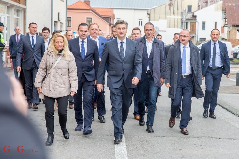 Plenković u Gospiću: „Sve što radimo - radimo u interesu Hrvatske " 