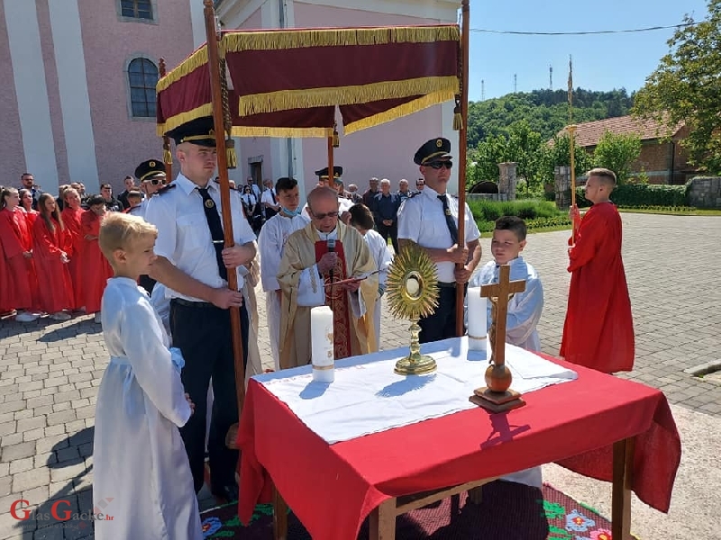 Svetkovina Tijelova u Otočcu