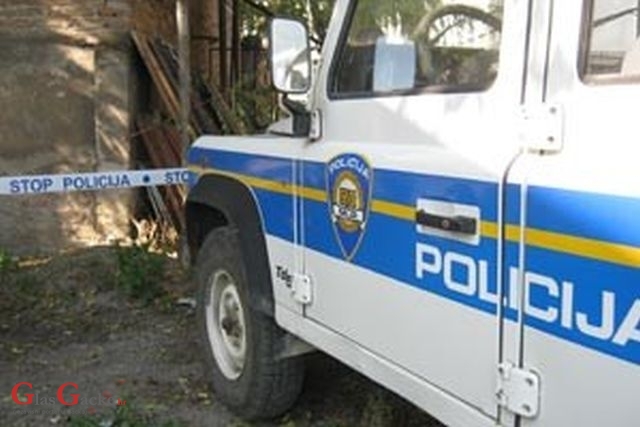 U tijeku kriminalističko istraživanje u vezi pronalaska tijela u kući U tijeku kriminalističko istraživanje u vezi pronalaska tijela u kući