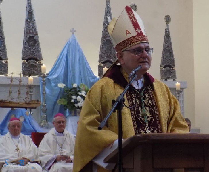 Biskup Rogić predslavio Gospu Karmelsku-Ribarsku u Senju