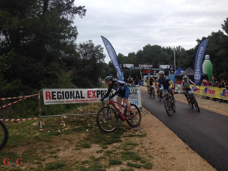 Članovi BK Barkan iz Otočca na biciklističkoj utrci Kamenjak Rocky Trails, Prementura 