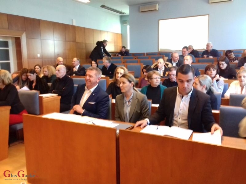 Na Županijskoj skupštini pitanja o domovima za starije, Hitnoj, cestama i reformi obrazovanja