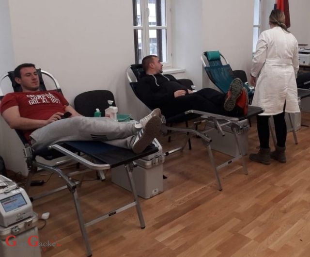 Veliki odaziv građana akciji darivanja krvi