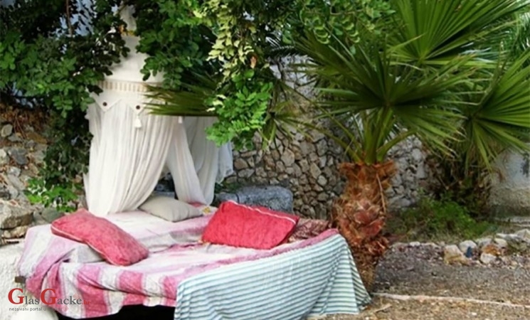 Ljetovali pa ne platili uslugu boravka u apartmanu 