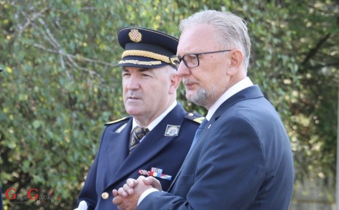 Ministar Božinović i glavni ravnatelj Milina danas u Grabovcu 