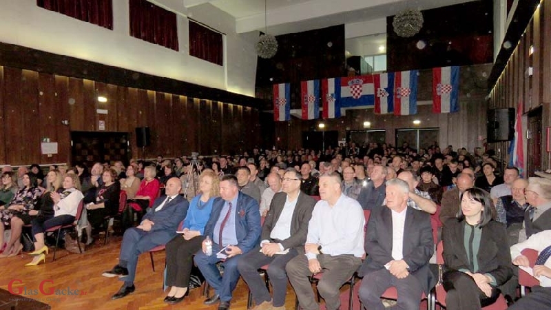 Starčević: Glas za HSP je glas za prestanak dosadašnje politike nepotizma, nerada i lopovluka