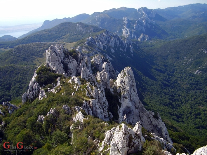 Na Velebitu poginula alpinistica iz Zagreba Na Velebitu poginula alpinistica iz Zagreba