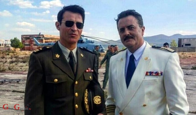 Zašto se Tarik Filipović sprda s admiralom Lošom? Zašto se Tarik Filipović sprda s admiralom Lošom?