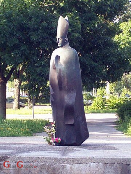 Batelja: Zašto se državnim novcem zločine komunizma transformira u lažni humanizam?