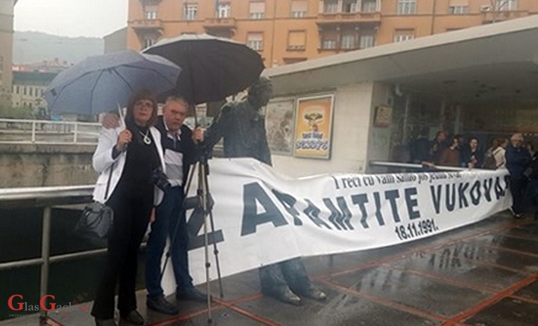 Riječki dragovoljci upozorili na neprocesuirana silovanja izvršena u Domovinskom ratu!
