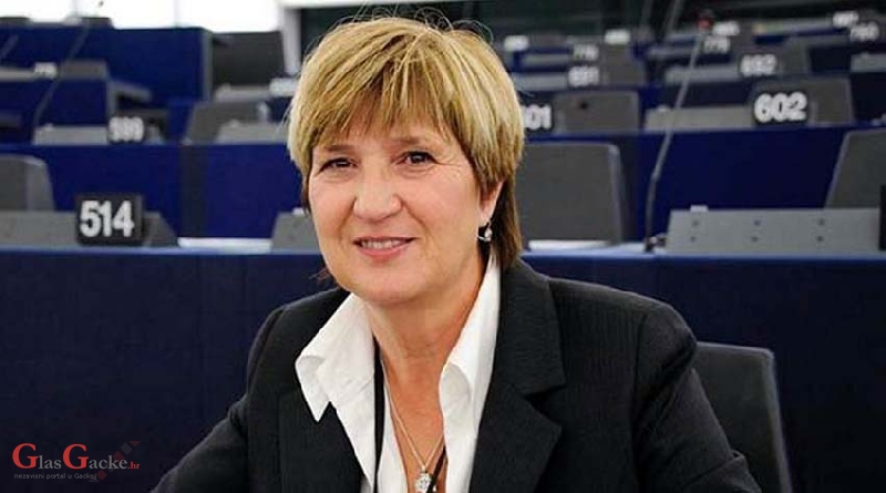 Tomašić preko Macrona pritiska Srbijance Tomašić preko Macrona pritiska Srbijance