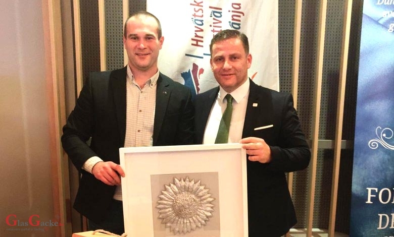 Srebrna medalja za Hrvatski festival hodanja Srebrna medalja za Hrvatski festival hodanja