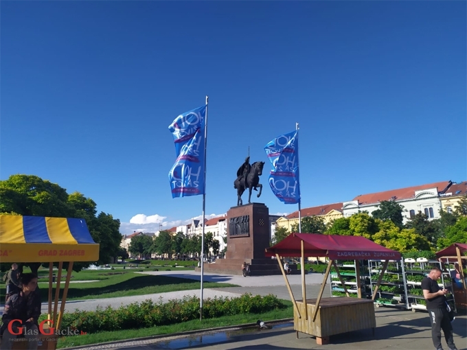 U Zagrebu izvješene zastave Hoda za život U Zagrebu izvješene zastave Hoda za život