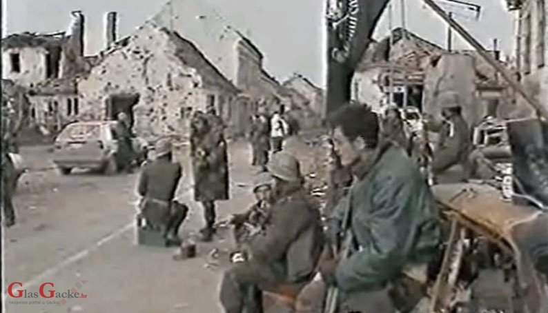 Uhićen za ubojstvo sedmorice u Vukovaru, a Jeckov šuti Uhićen za ubojstvo sedmorice u Vukovaru, a Jeckov šuti