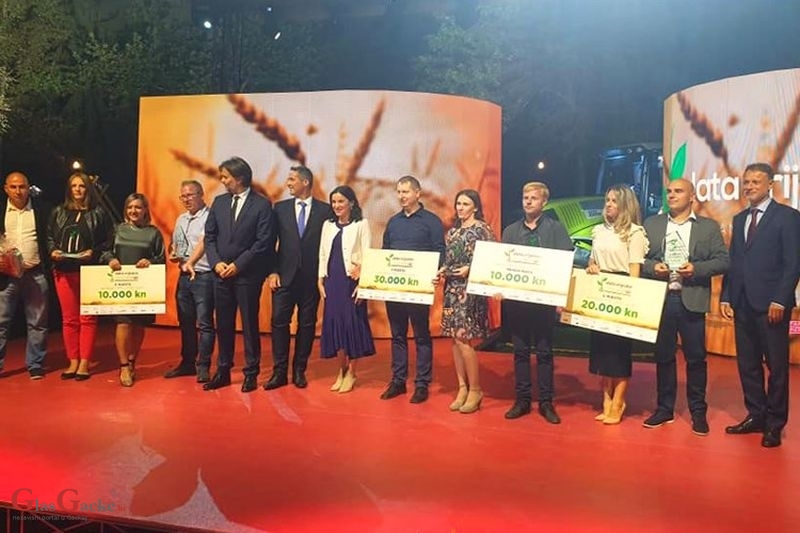 OPG Mario Trbušić „Zlata vrijedan“ za 2020. godinu OPG Mario Trbušić „Zlata vrijedan“ za 2020. godinu