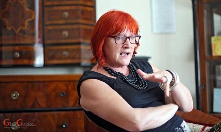 Suze rone za Titom i komunizmom i „odgajaju“ studente Suze rone za Titom i komunizmom i „odgajaju“ studente