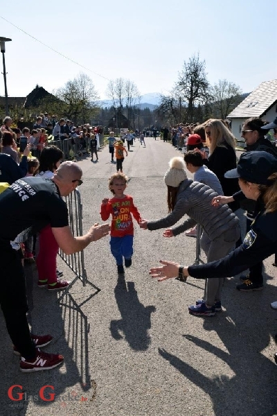 Policijska uprava ličko-senjska s partnerima obilježila Dan planeta Zemlje