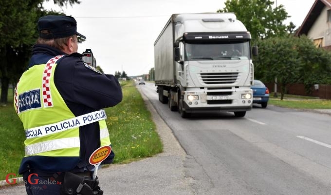 Tijekom proteklog vikenda 79 prekršaja prekoračenja dopuštene brzine Tijekom proteklog vikenda 79 prekršaja prekoračenja dopuštene brzine
