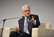 Ivo Josipović: Fratri sa Širokog bili su legitiman vojni cilj Ivo Josipović: Fratri sa Širokog bili su legitiman vojni cilj
