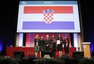 Kuge, rata, gladi u malih preživača oslobodi nas Gospodine Kuge, rata, gladi u malih preživača oslobodi nas Gospodine