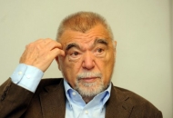 Ustavni sud: 'Političari moraju moći otrpjeti da ih se naziva idiotima' Ustavni sud: 'Političari moraju moći otrpjeti da ih se naziva idiotima'